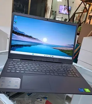 Photo - New Laptop Dell Vostro 3560 8GB Intel Core I5 HDD 1T