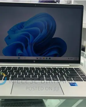 New Laptop HP EliteBook 840 G8 16GB Intel Core I7 SSD 512GB