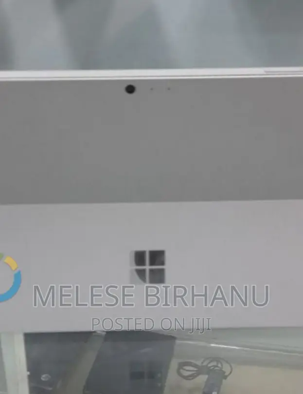 New Laptop Microsoft Surface Pro 4 8GB Intel Core I5 SSD 256GB
