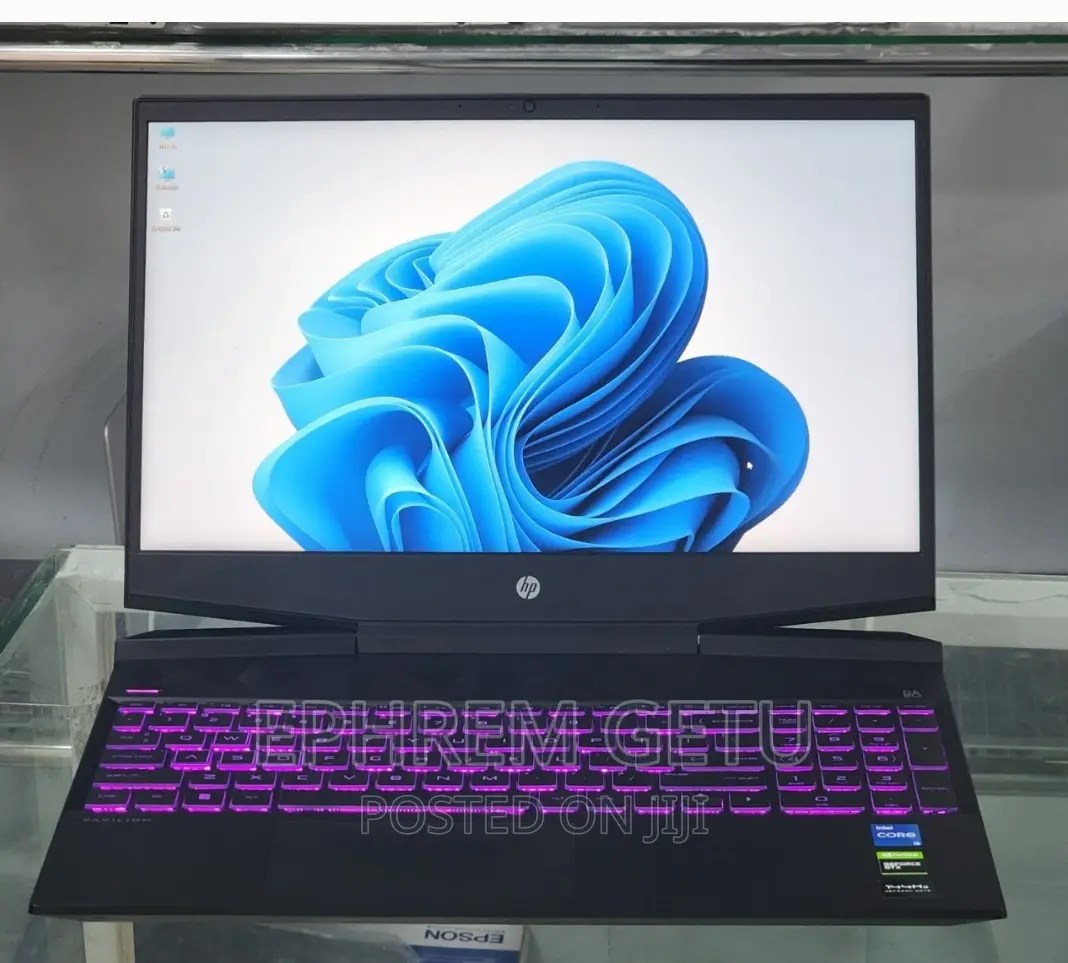 New Laptop HP Pavilion 15 8GB Intel Core I5 SSD 512GB