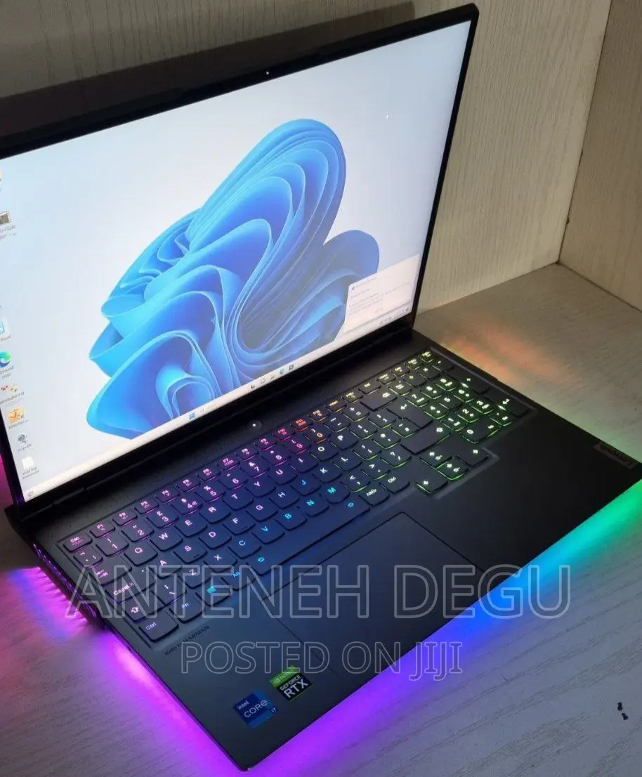 New Laptop Lenovo Legion 7 32GB Intel Core I7 SSD 1T