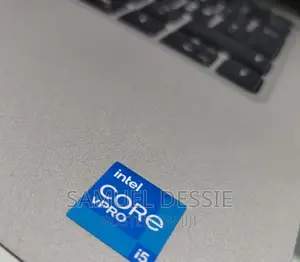 New Laptop Dell Latitude 7440 16GB Intel Core I5 SSD 512GB