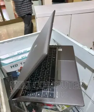 New Laptop HP Zbook Studio G7 16GB Intel Core I7 SSD 512GB