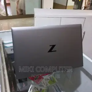 New Laptop HP Zbook Studio G7 16GB Intel Core I7 SSD 512GB