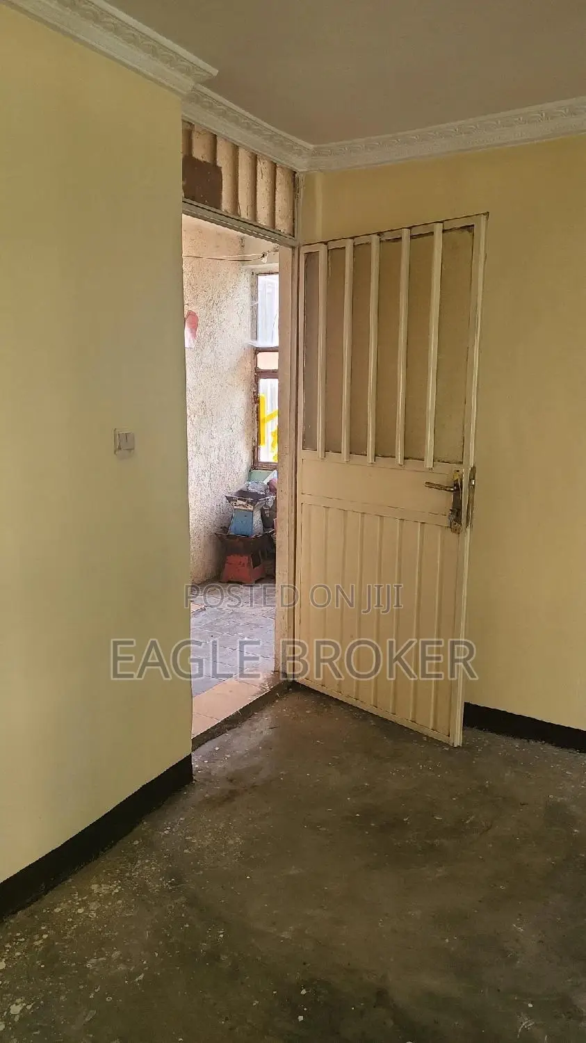 1bdrm Condo in Eagle Broker, Yeka for sale