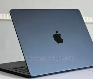 Photo - New Laptop Apple MacBook Air 2022 M2 8GB Apple M2 SSD 256GB