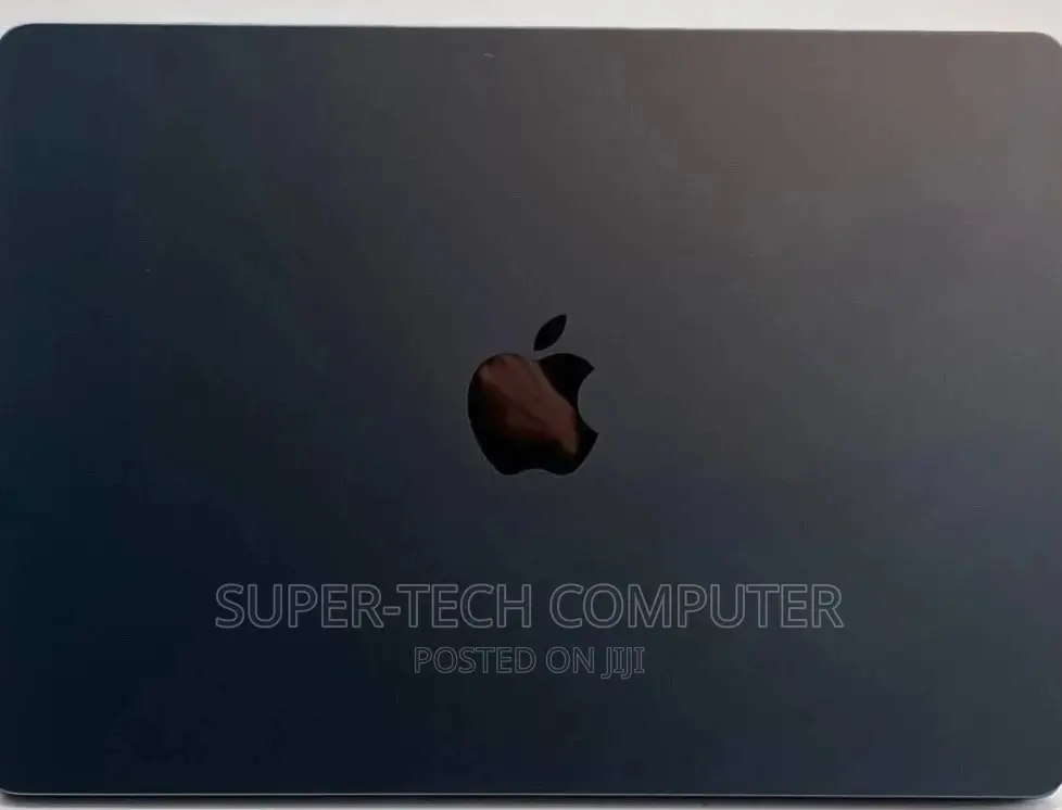 New Laptop Apple MacBook Air 2022 M2 8GB Apple M2 SSD 256GB