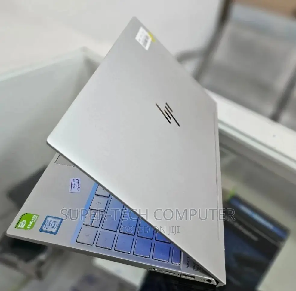 New Laptop HP Envy 14 8GB Intel Core I5 SSD 512GB