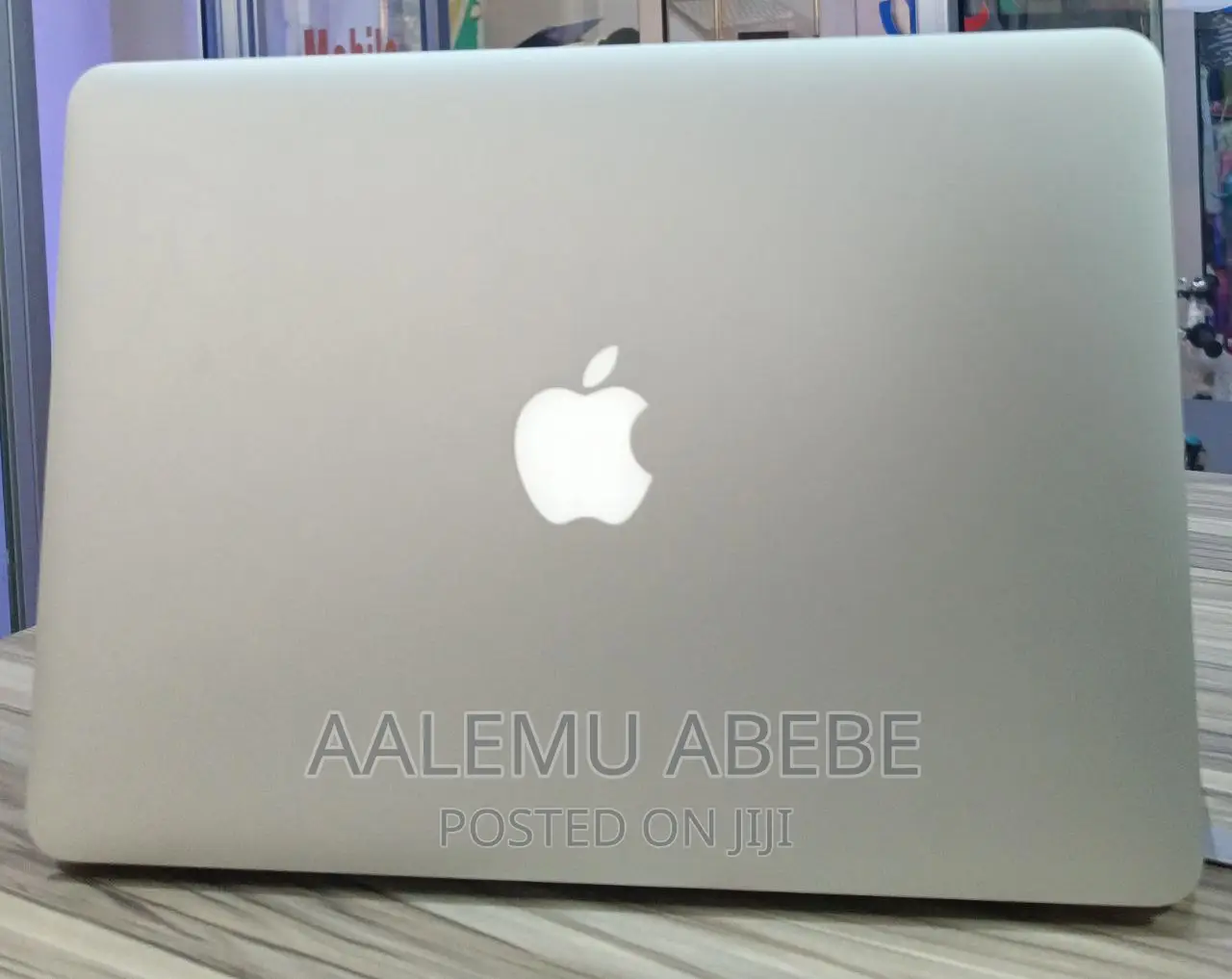 New Laptop Apple MacBook Pro 2016 8GB Intel Core I5 SSD 256GB