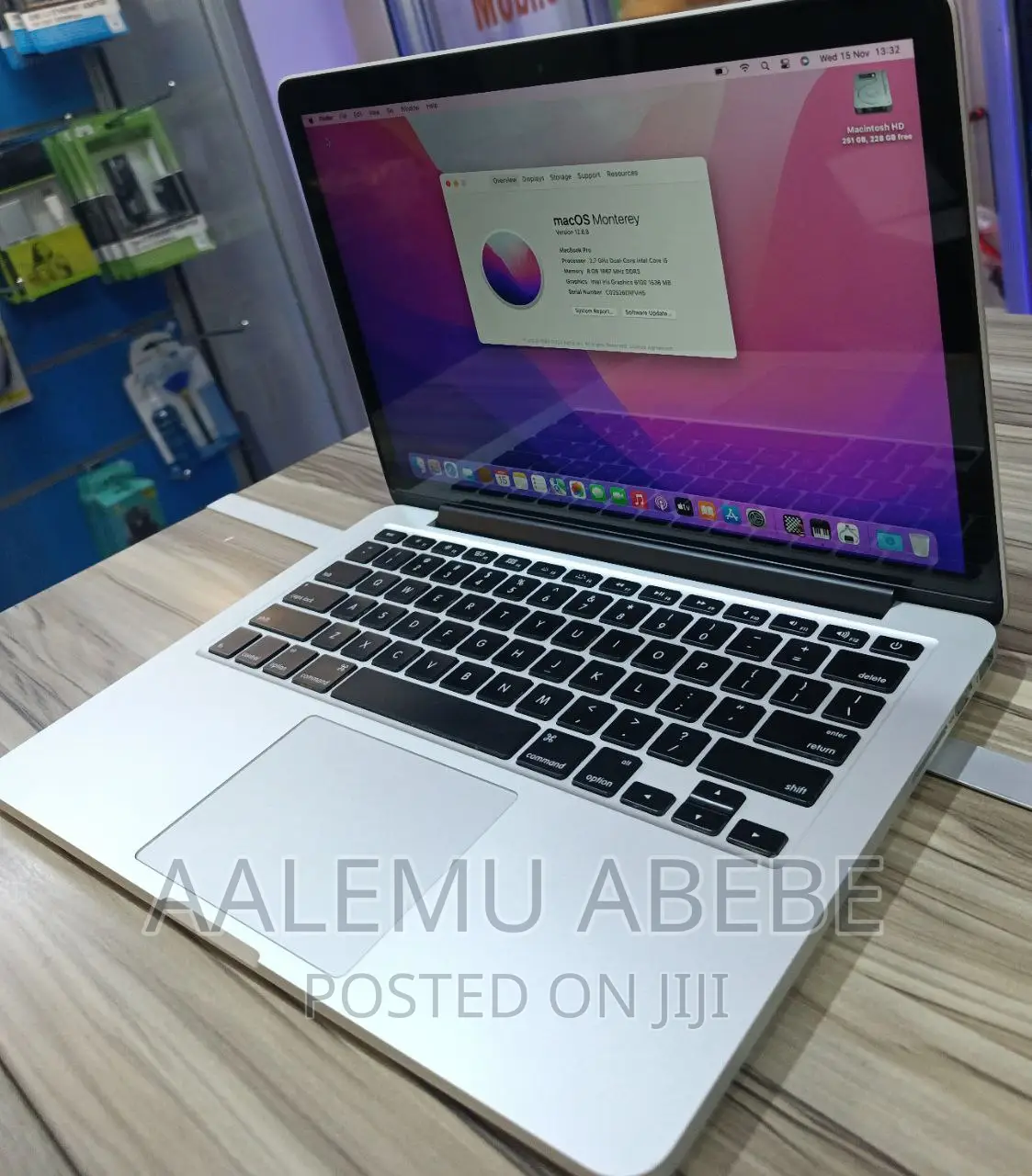 New Laptop Apple MacBook Pro 2016 8GB Intel Core I5 SSD 256GB