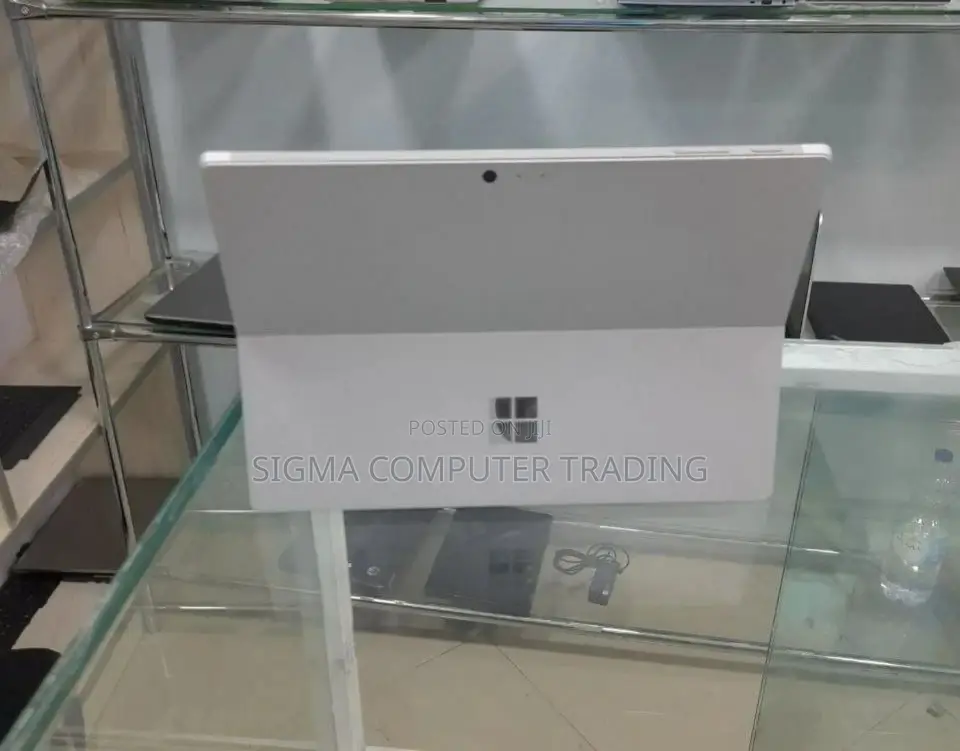 New Laptop Microsoft Surface Pro 4 8GB Intel Core I5 SSD 256GB