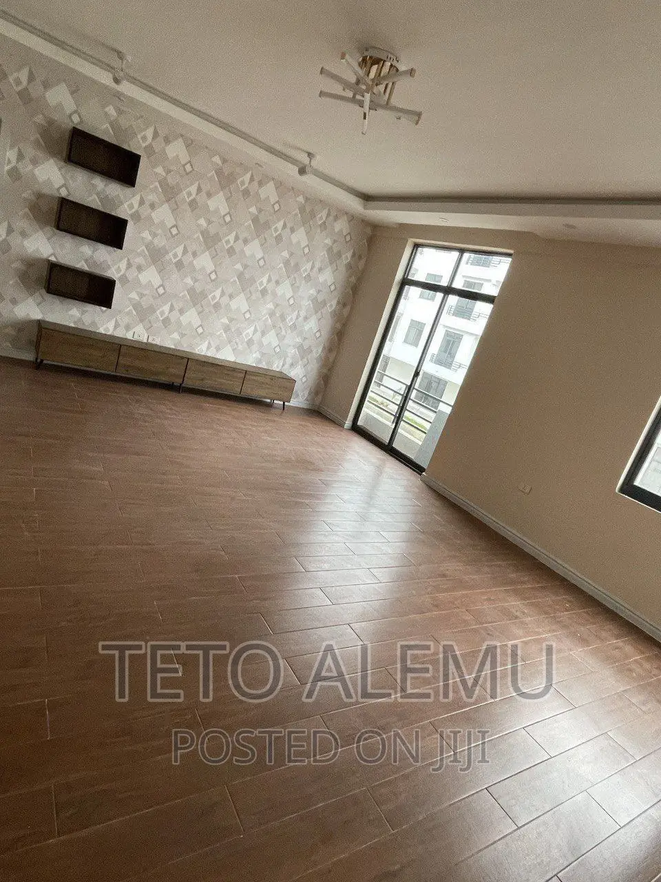 4bdrm House in House For Sale, Bole for sale