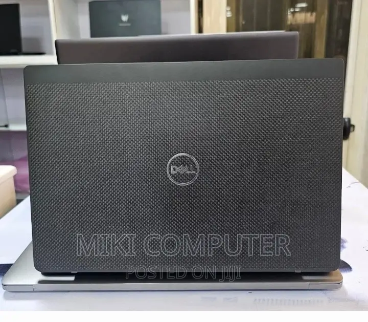 New Laptop Dell Latitude 7300 8GB Intel Core I5 SSD 256GB