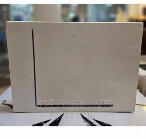 New Laptop Apple MacBook Air 2022 M2 8GB Intel SSD 256GB