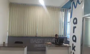 Photo - ሹተር የሻተር ስሪ