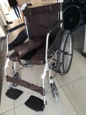Old Peoples Wheelchair-Wheelchair_wheelchair•Wheelchair