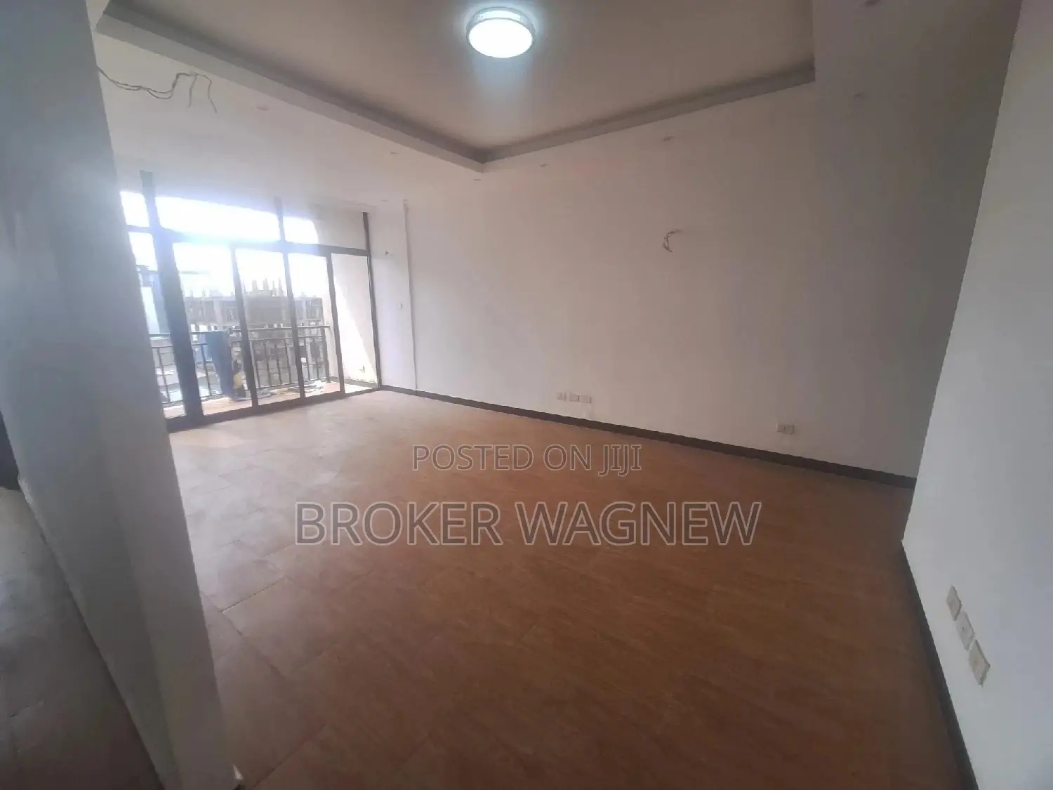 3bdrm Apartment in Jeboro Realstat, Bole for rent