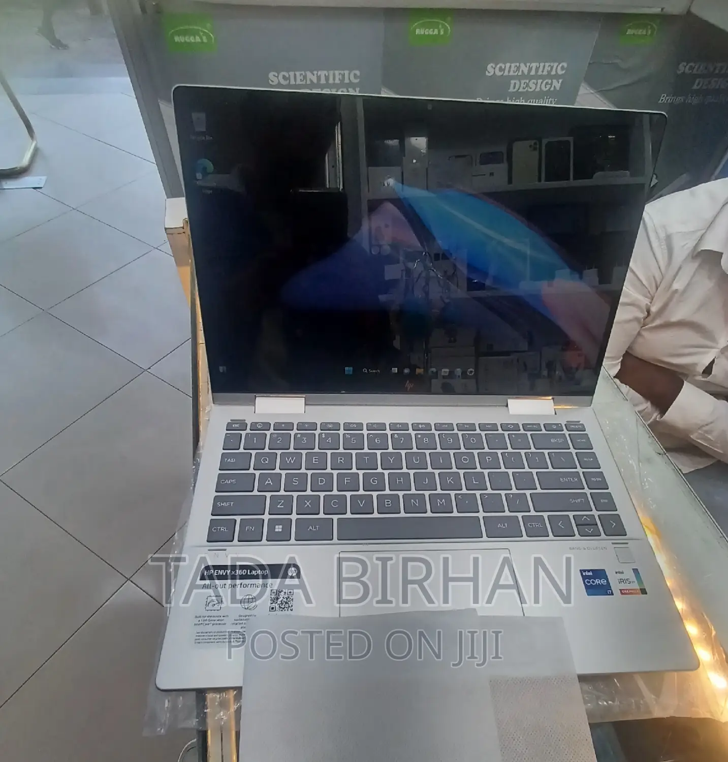 New Laptop HP Envy X360 16GB Intel Core I7 SSD 1T