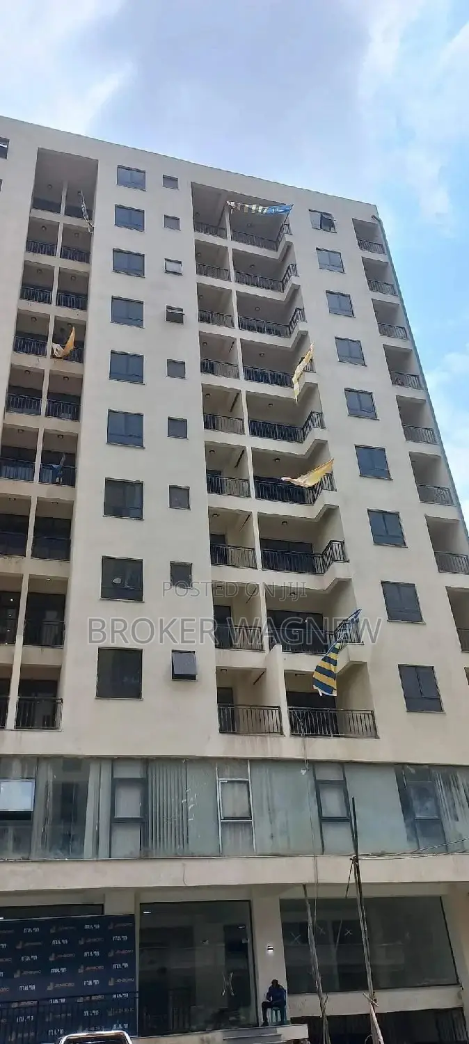 3bdrm Apartment in Jeboro Realstat, Bole for rent