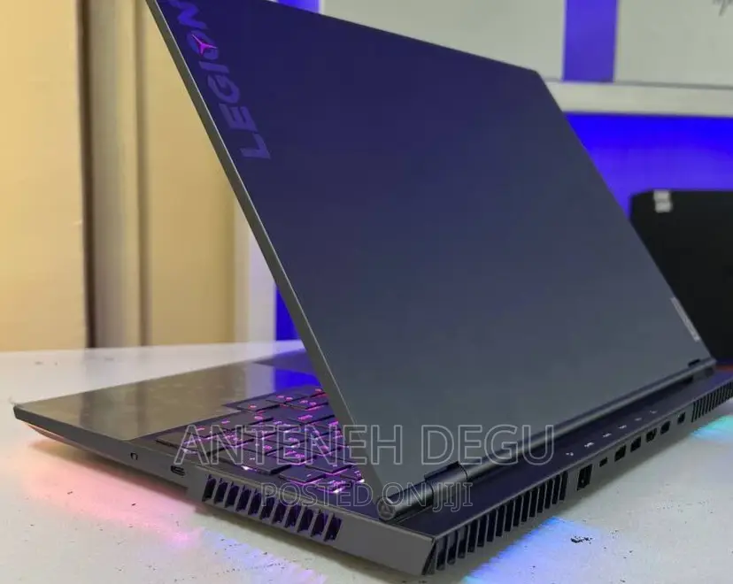 New Laptop Lenovo Legion 7 32GB AMD Ryzen 9 SSD 1T