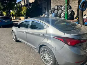 Hyundai Elantra 2014 Silver