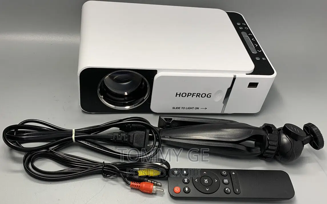 # በ T5 Projector እቤቱን እንደ ሴኔማ 150 Inches ከቤተሰቦቻችሁ ጋር