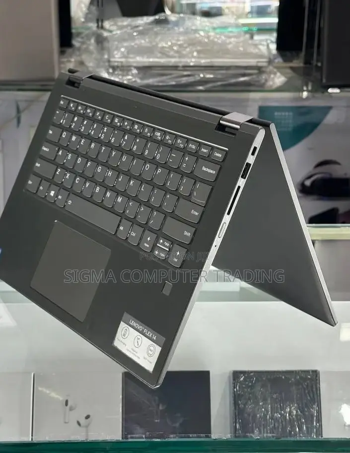 New Laptop Lenovo IdeaPad Flex 14 8GB Intel Core I5 SSD 256GB