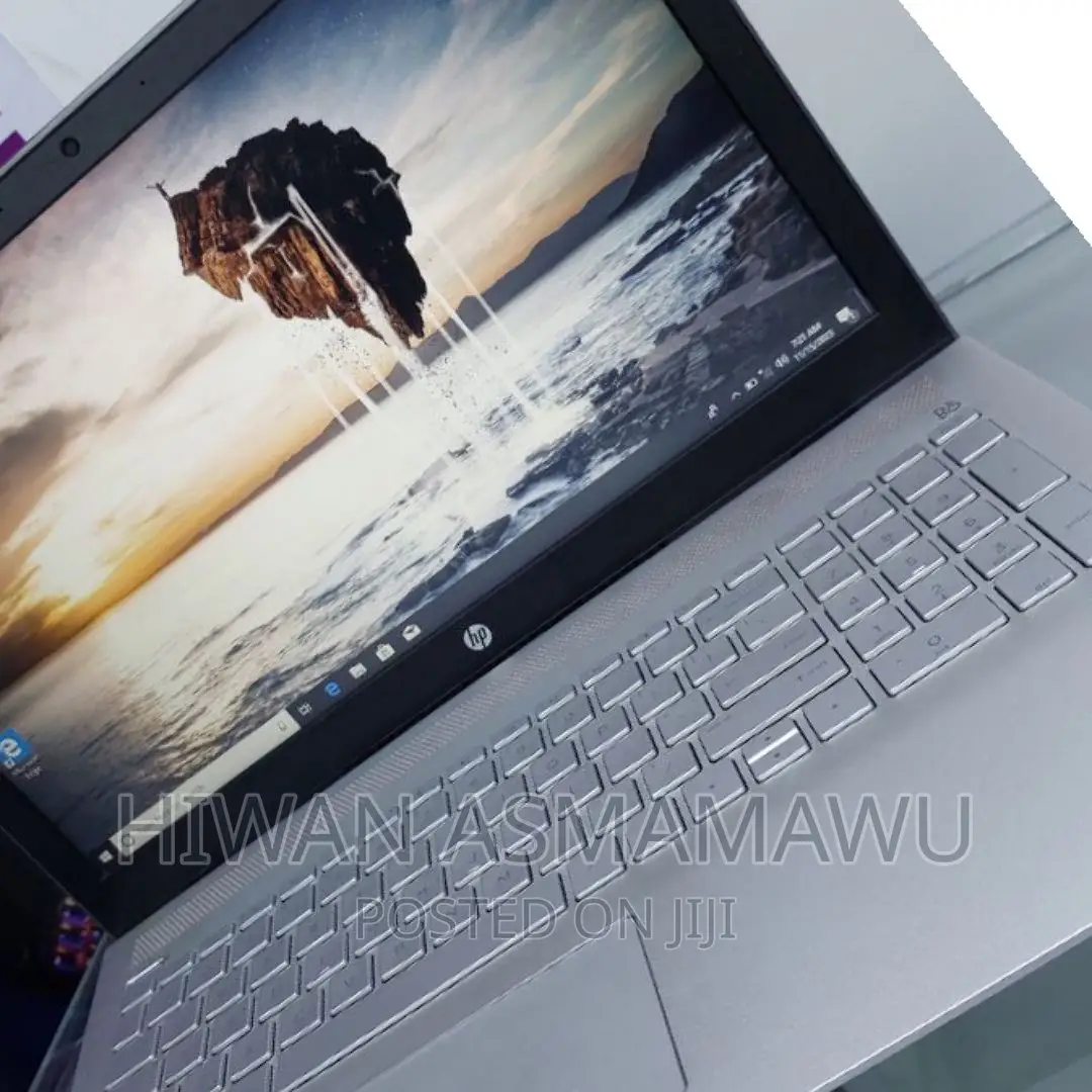 New Laptop HP Pavilion 15 8GB Intel Core I5 HDD+SSD 128GB