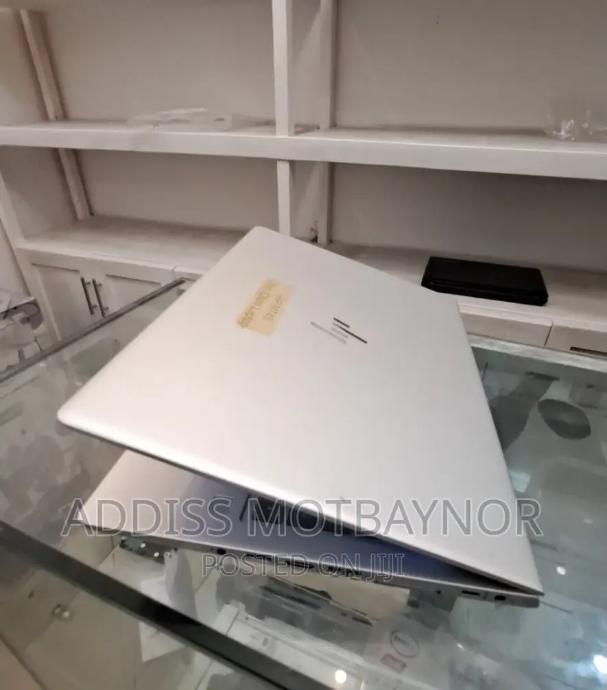 New Laptop HP EliteBook 840 8GB Intel Core I3 SSD 256GB