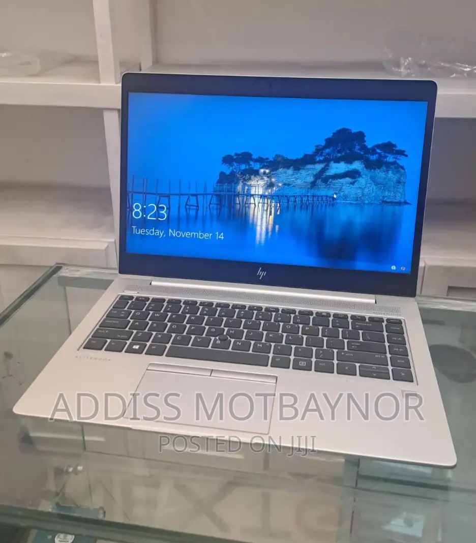 New Laptop HP EliteBook 840 8GB Intel Core I3 SSD 256GB