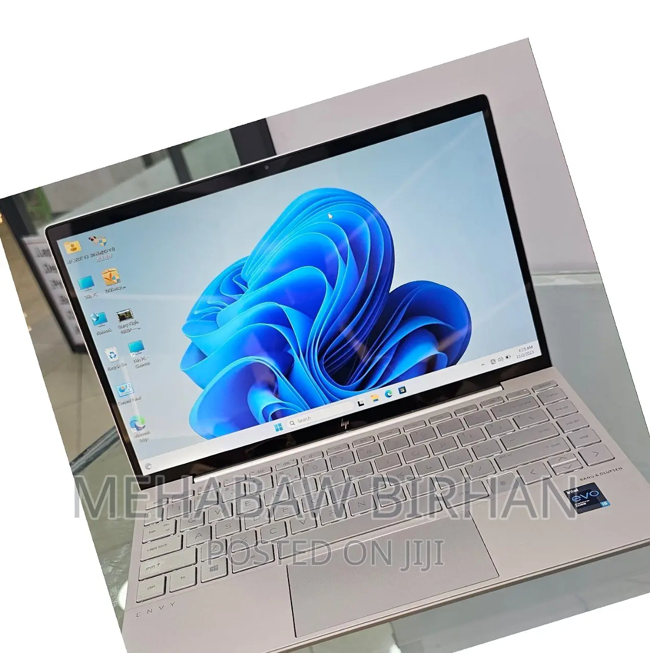 New Laptop HP Envy X360 8GB Intel Core I5 SSD 512GB