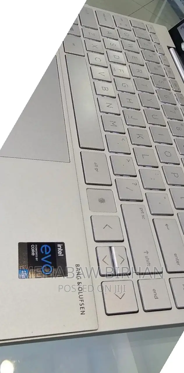 New Laptop HP Envy X360 8GB Intel Core I5 SSD 512GB