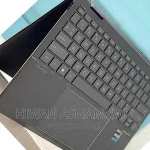 Photo - New Laptop HP Spectre 16GB Intel Core I7 SSD 512GB