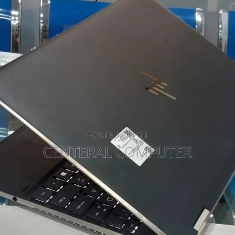 New Laptop HP Spectre 16GB Intel Core I7 SSD 512GB