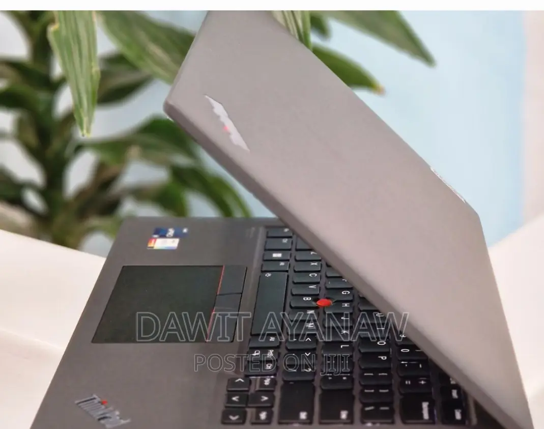 New Laptop Lenovo ThinkPad T14 16GB Intel Core I7 SSD 512GB