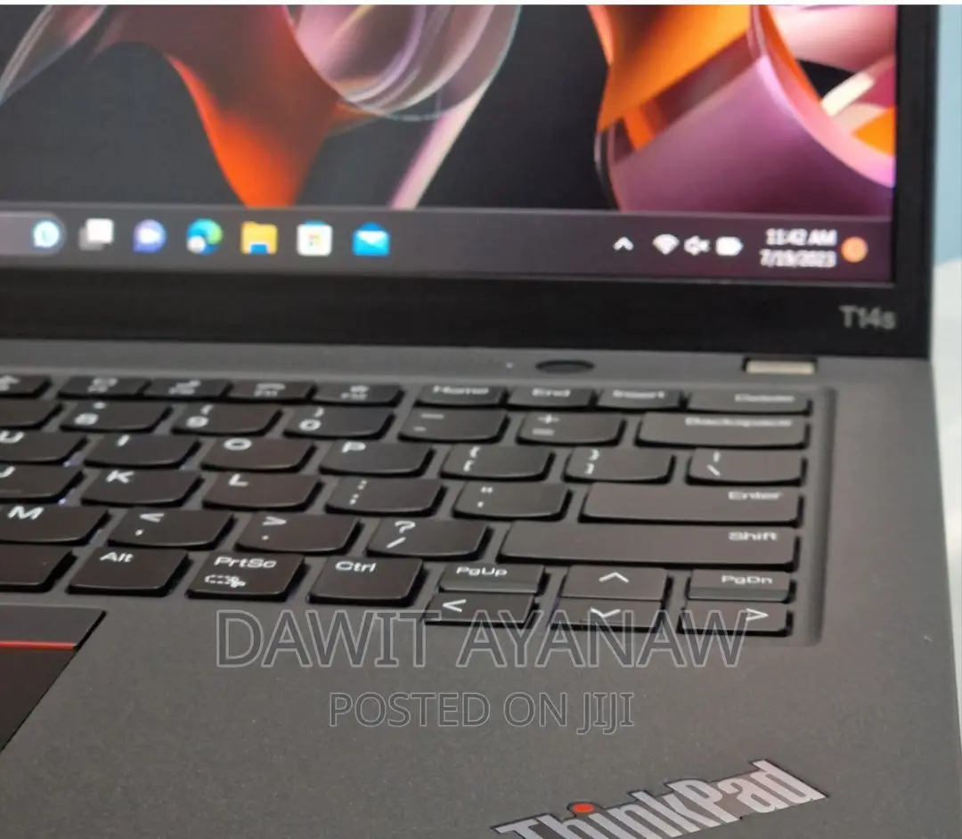 New Laptop Lenovo ThinkPad T14 16GB Intel Core I7 SSD 512GB