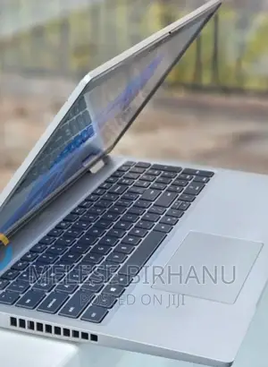 New Laptop Dell 16GB Intel Core I5 SSD 512GB