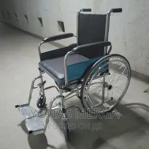 Commode Wheelchair Used For Age Interval From 7yr Elderly