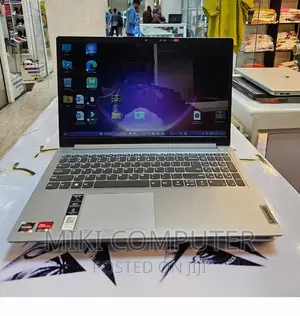 New Laptop Airis 8GB AMD Ryzen 5 SSD 512GB