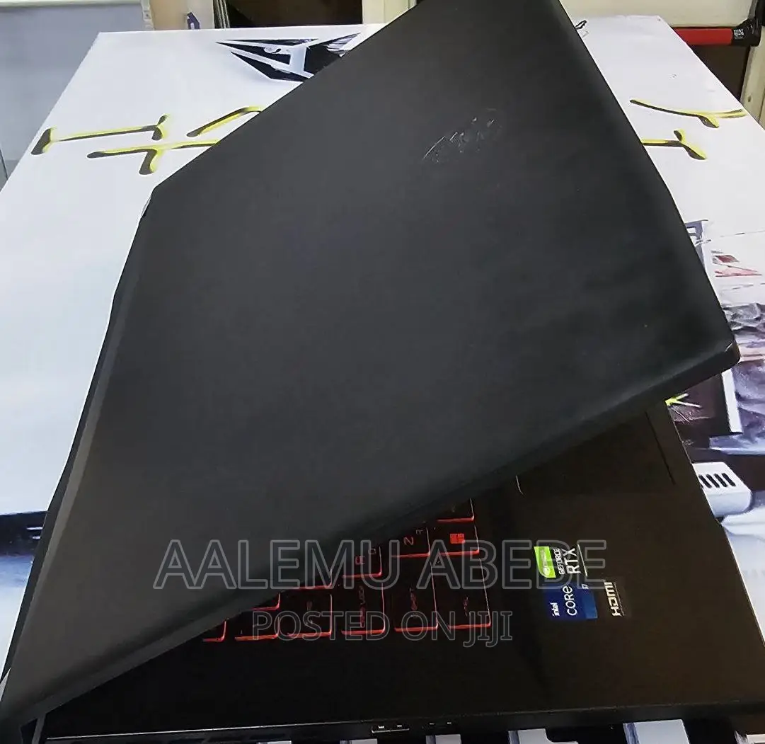 New Laptop MSI Katana GF66 16GB Intel Core I7 SSD 1T