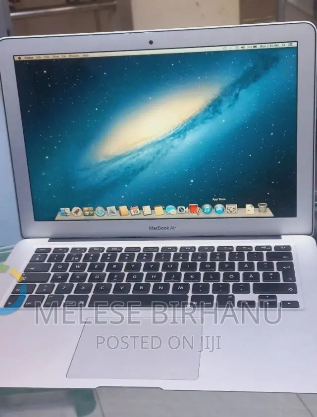 New Laptop Apple MacBook Air 2013 8GB Intel Core I5 SSD 128GB