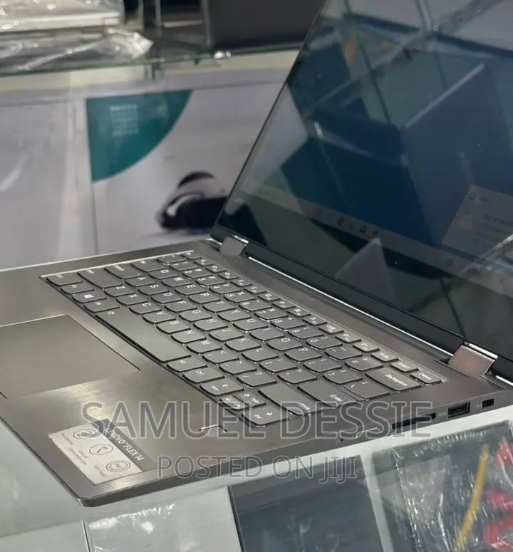 New Laptop Lenovo IdeaPad Flex 14 8GB Intel Core I5 SSD 256GB