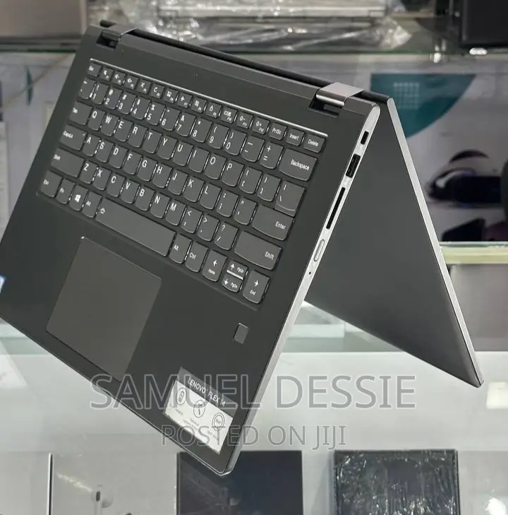 New Laptop Lenovo IdeaPad Flex 14 8GB Intel Core I5 SSD 256GB