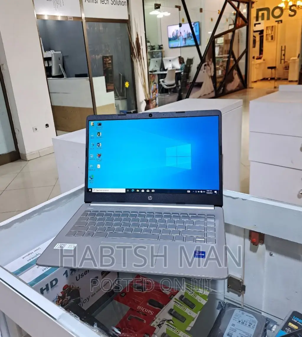 New Laptop HP Stream Notebook 16GB Intel Core I7 SSD 512GB