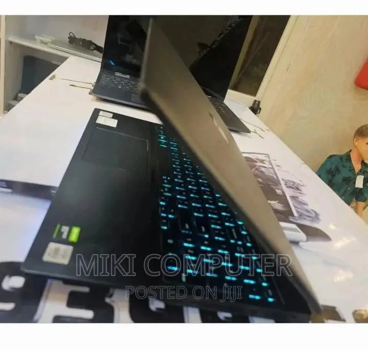 New Laptop Dell G15 5511 16GB Intel Core i7 SSD 512GB