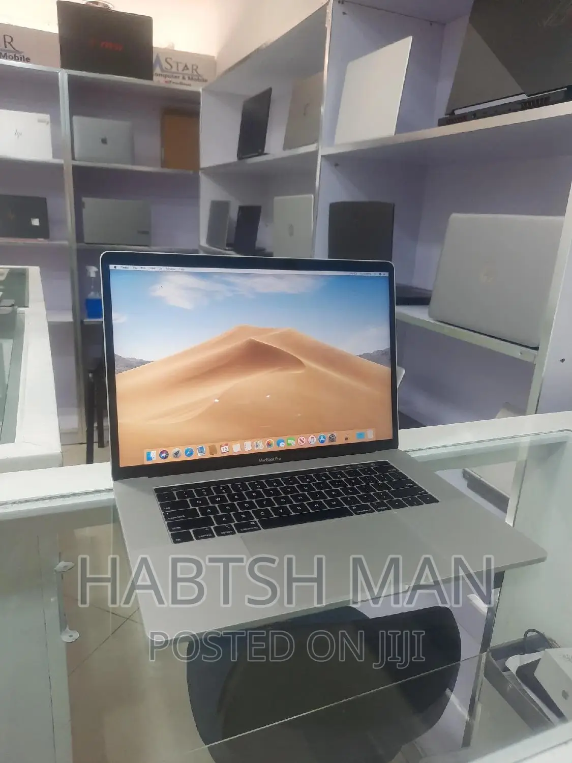 New Laptop Apple MacBook Pro 2019 16GB Intel Core I7 SSD 512GB