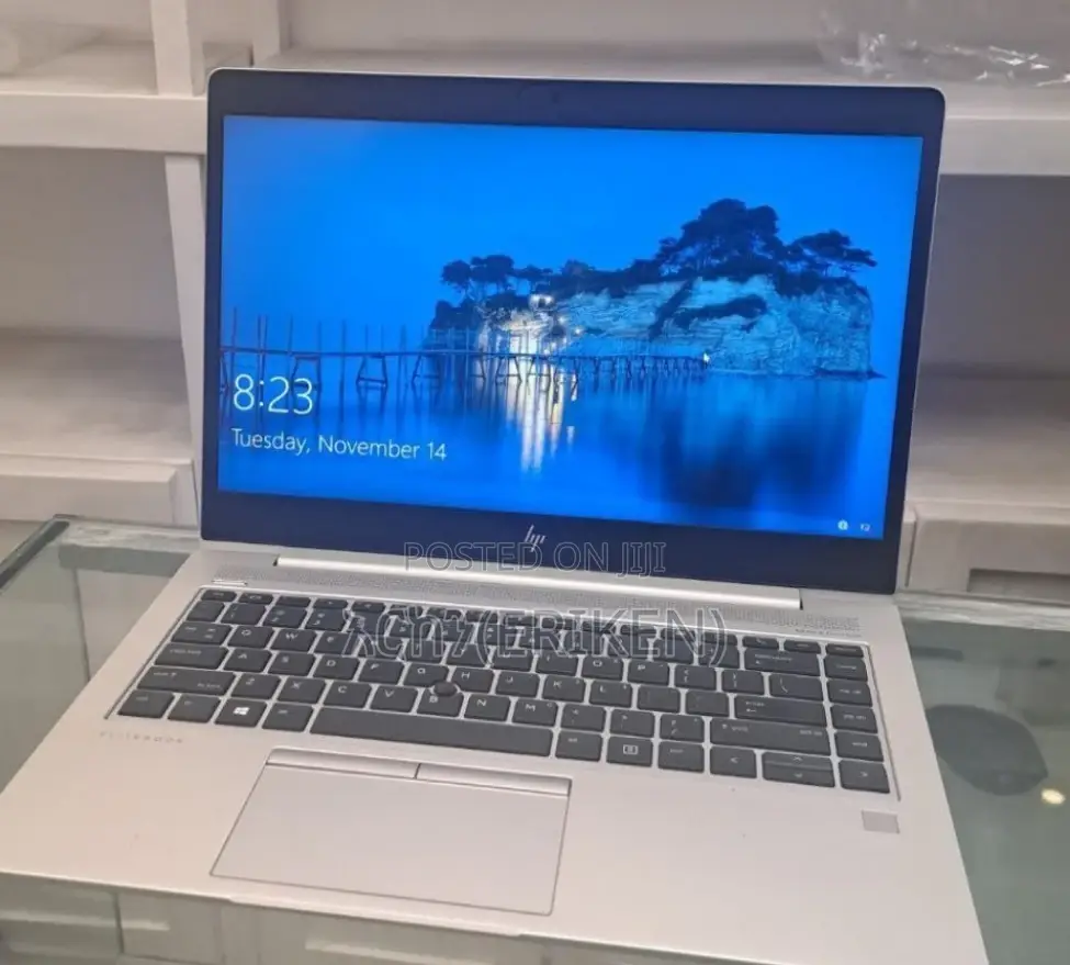 New Laptop HP EliteBook 840 8GB AMD Ryzen 3 SSD 256GB