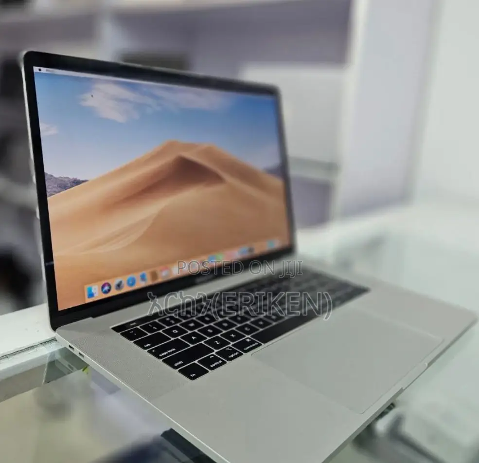 New Laptop Apple MacBook Pro 2019 16GB Intel Core I7 SSD 512GB