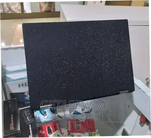 Photo - New Laptop Lenovo ThinkPad Yoga 8GB Intel Core I5 SSD 512GB