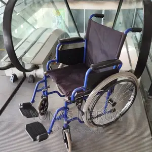 Wheelchair[Used ታማሚዎች በራሳቸዉ እንዲንቀሳቀሲ] | Wheelchair |